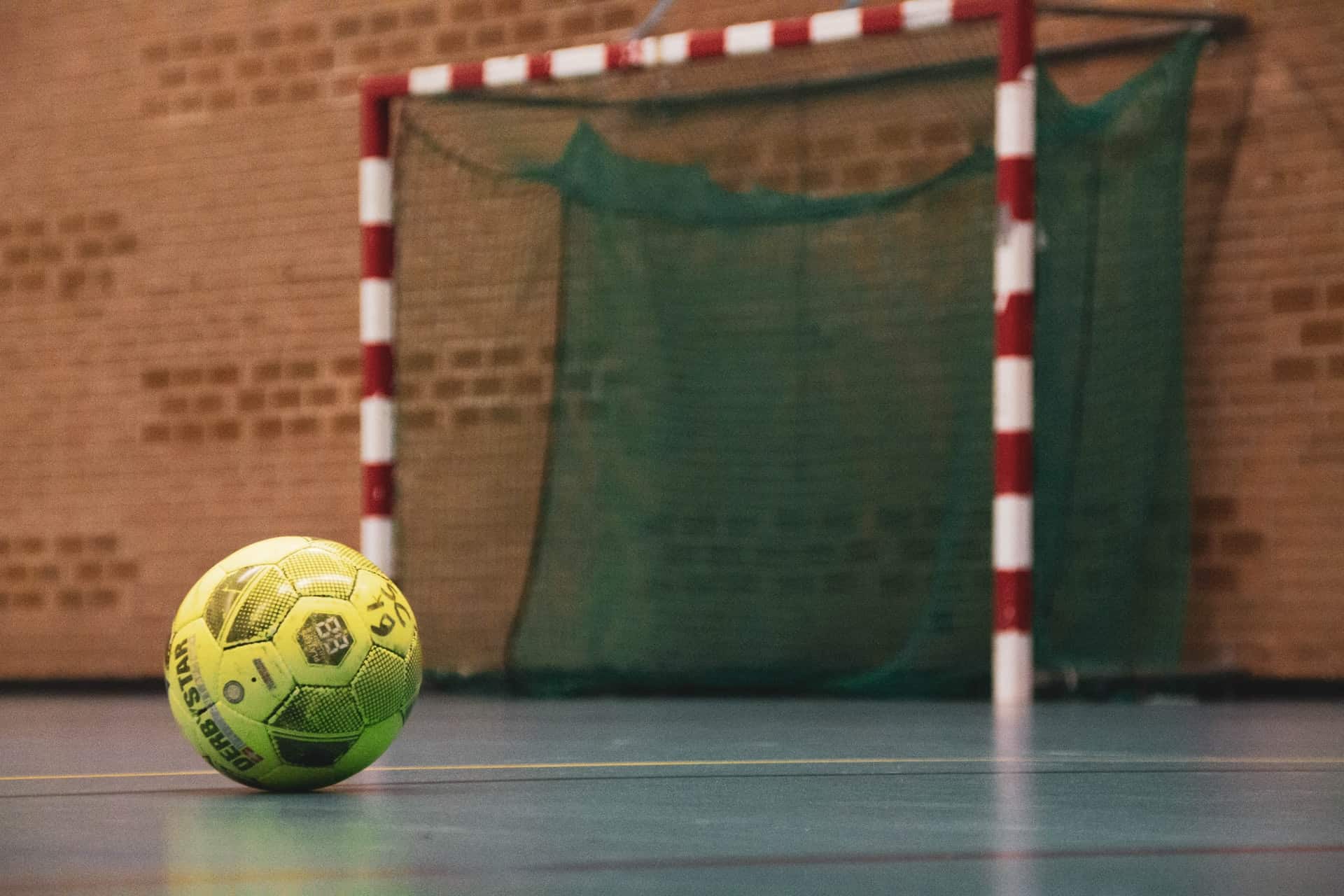Hazena, eleven-player, beach handball – get to know all varieties of handball